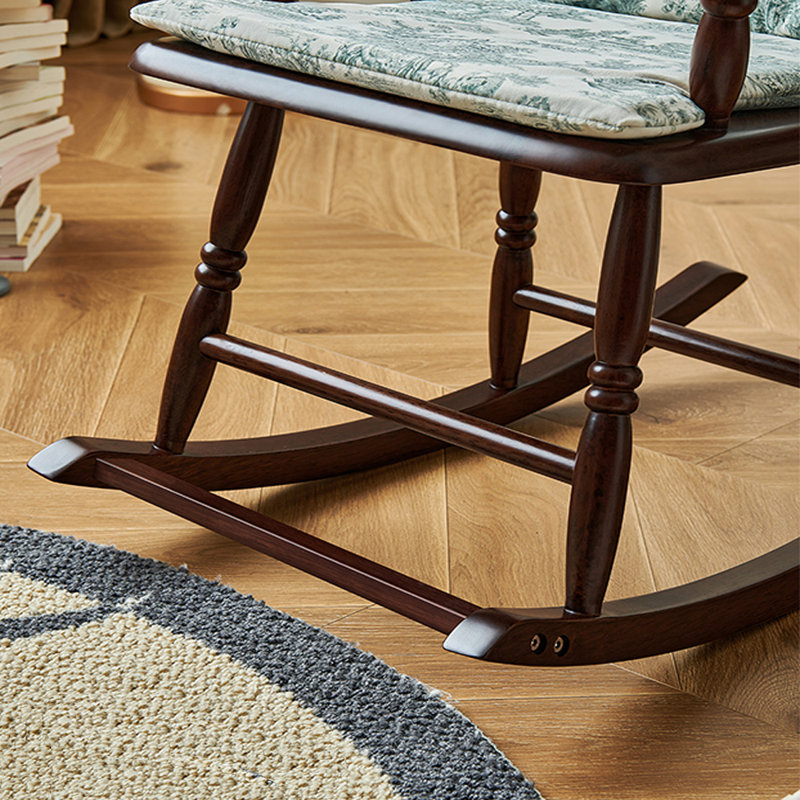Chaise berçante en bois massif entièrement noyer