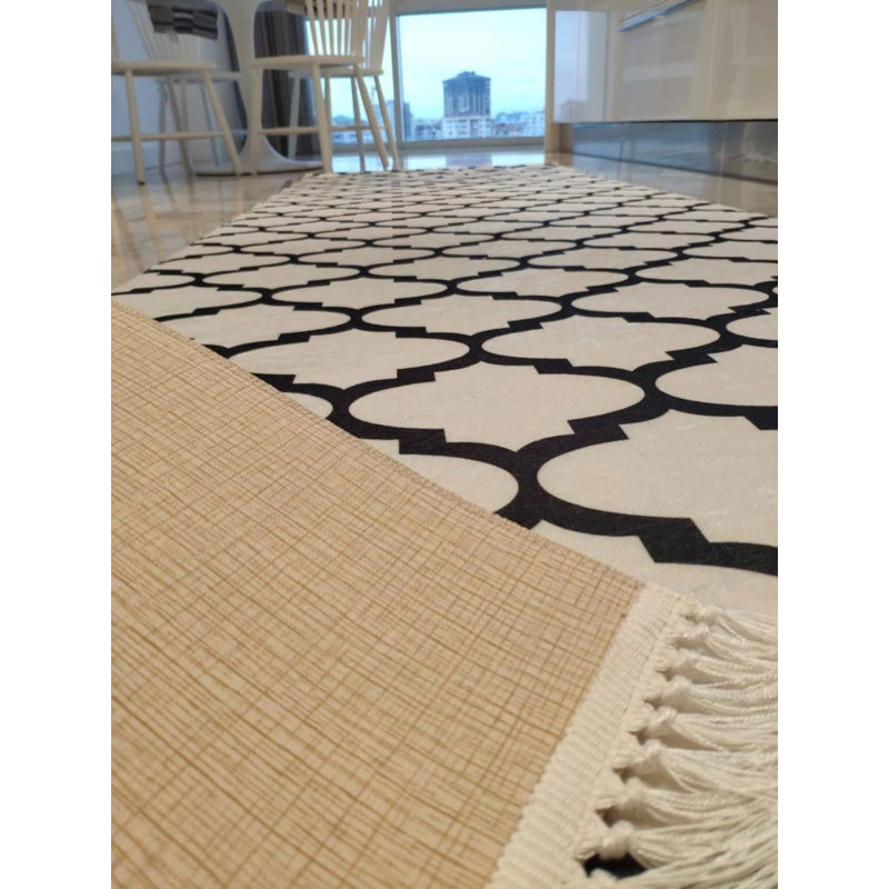 Masanao Performance Washable Damask Indoor / Outdoor Rug, Rectangle 2'7" x 3'3"
