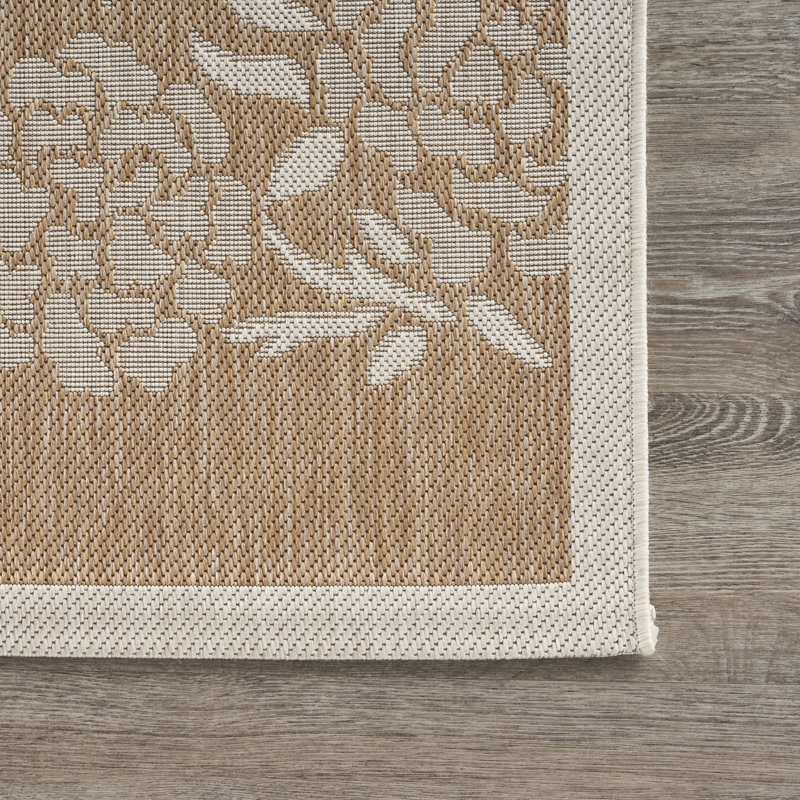 Tapis intérieur / extérieur beige Brennen, Rectangle 7 pi 9 po x 9 pi 9 po