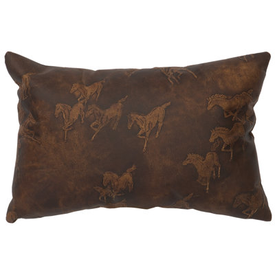 Coussin Wooded River
