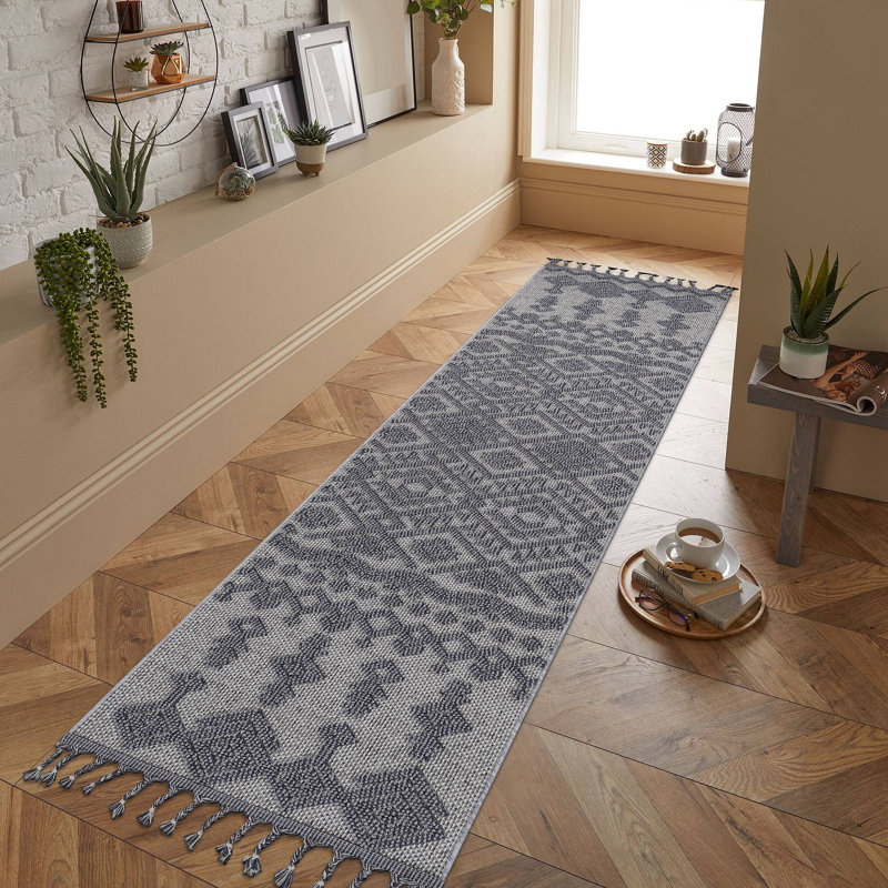 Collection Traditional Indoor/Outdoor Area Rug, Runner 2'2" x 8'