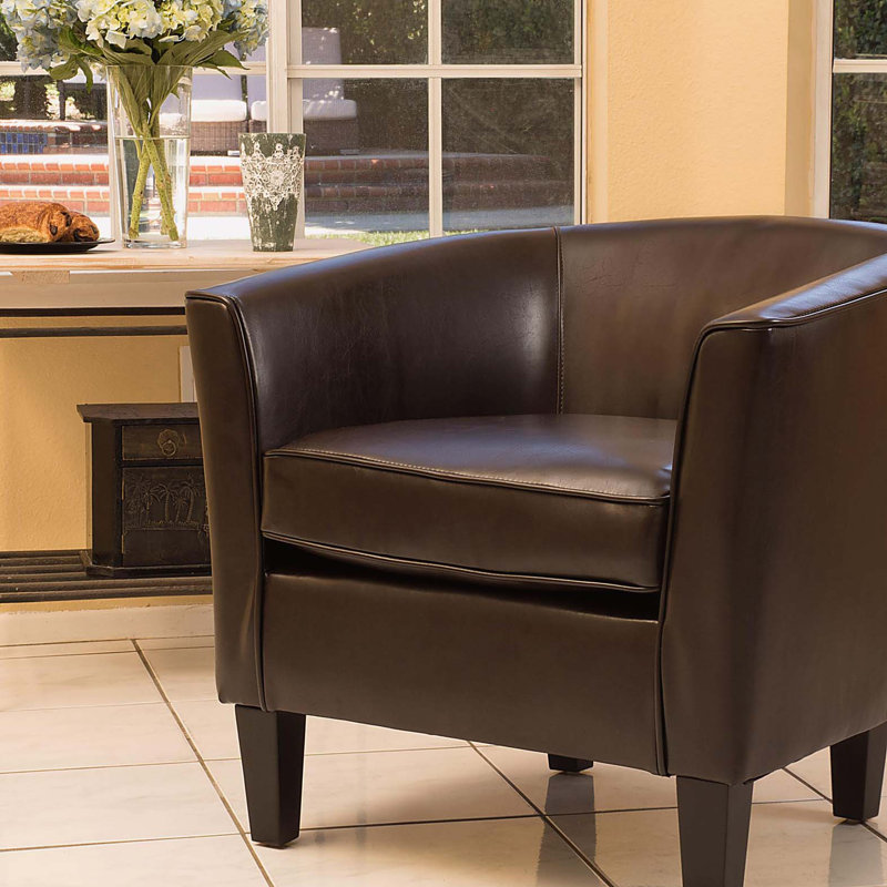 CHAISE CLUB