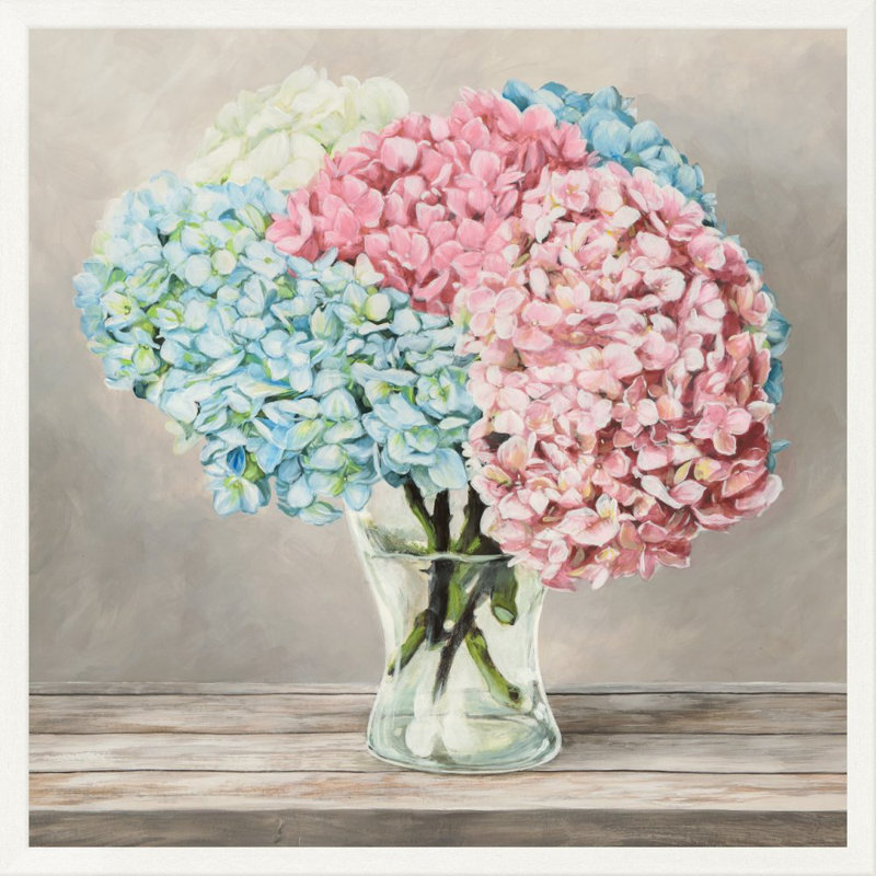 "Fleurs et vases blanc II" par Remy Dellal - reproduction sur toile tendue, H 24 po x l 24 po x P 1,5 po, Sans cadre / toile