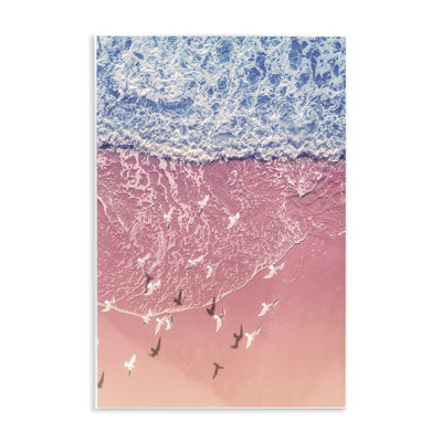 Art mural, "Mouettes aériennes sur la plage" par Nataly White