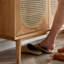Rangement pour chaussures en bois massif et rotin Burlywood