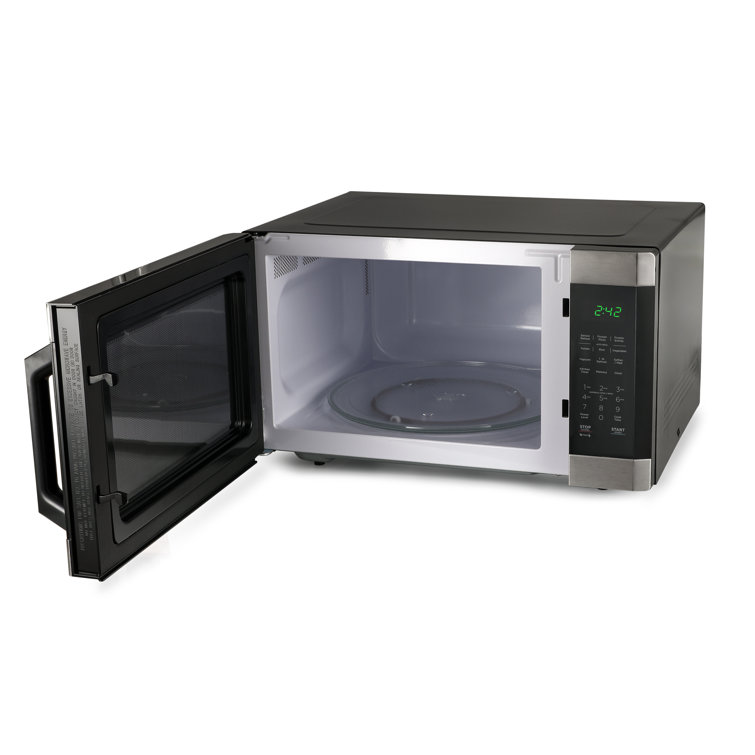 Commercial Chef 1.6 Cu. ft. Stainless Steel Countertop Microwave Stainless