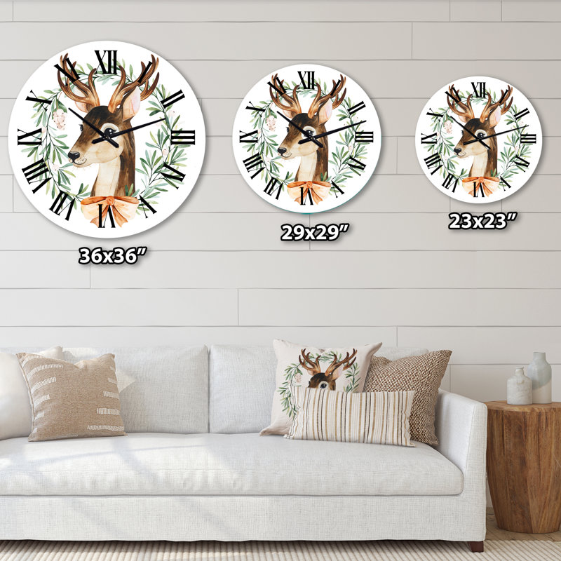 Cerf avec couronne florale isolée On White - horloge murale de ferme, Moyenne