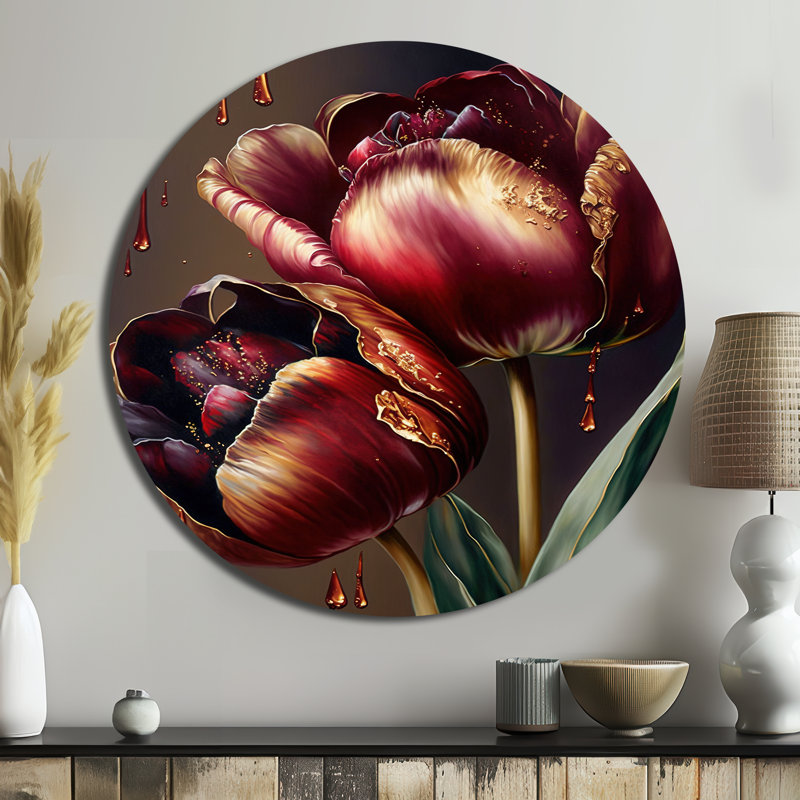 Tulipe rouge et or II - art floral rond en métal, H 16 po x l 16 po