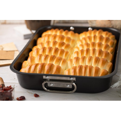 CHEFMADE Roasting Pan, 15-Inch Non-Stick Turkey Roaster Lasagna Pan with Rack - Rectangular Deep Dish Chicken Roaster Pan 15.35" x 11.4" x 2.24"(Black)
