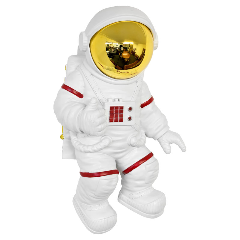 Niccolas Thumbs Up Astronaut Statue