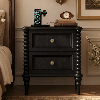 Table de chevet en bois massif à 2 tiroirs avec ports de chargement USB de type C et prises secteur, table d'appoint noire traditionnelle avec poignées en métal pour chambre à coucher