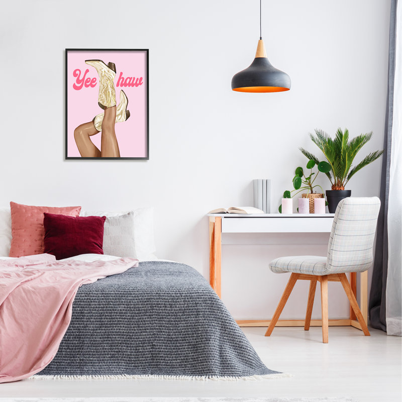 Bottes Yeehaw Cowgirl par Ziwei Li, H 30 po x l 24 po x P 1,5 po, Giclée encadrée noir minuit
