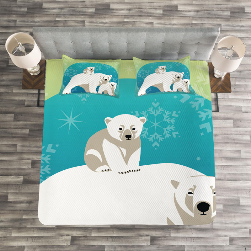 Eclectic Polyester Coverlet, King Coverlet + 2 Shams