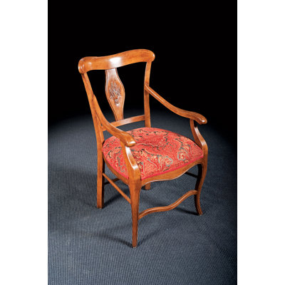 Chaise avec accoudoirs rembourré en mousseline