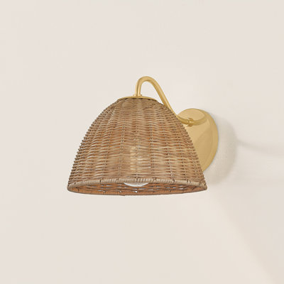 Katniss Single Light Wallchiere