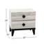 2 tables de chevet crème pour l'organisation et le style de la chambre à coucher avec 2 tiroirs requis