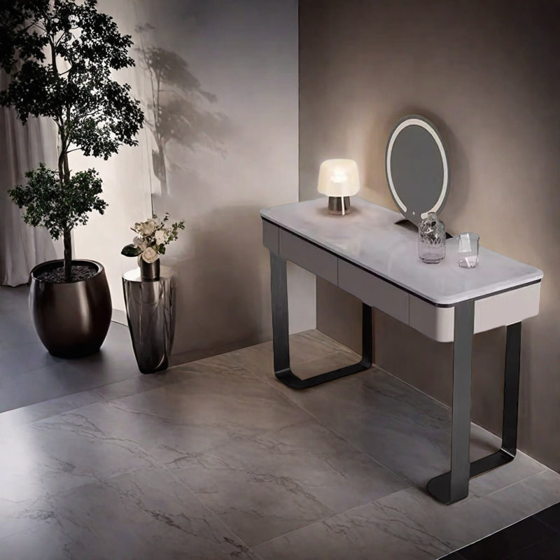Downen, Noir / blanc / gris