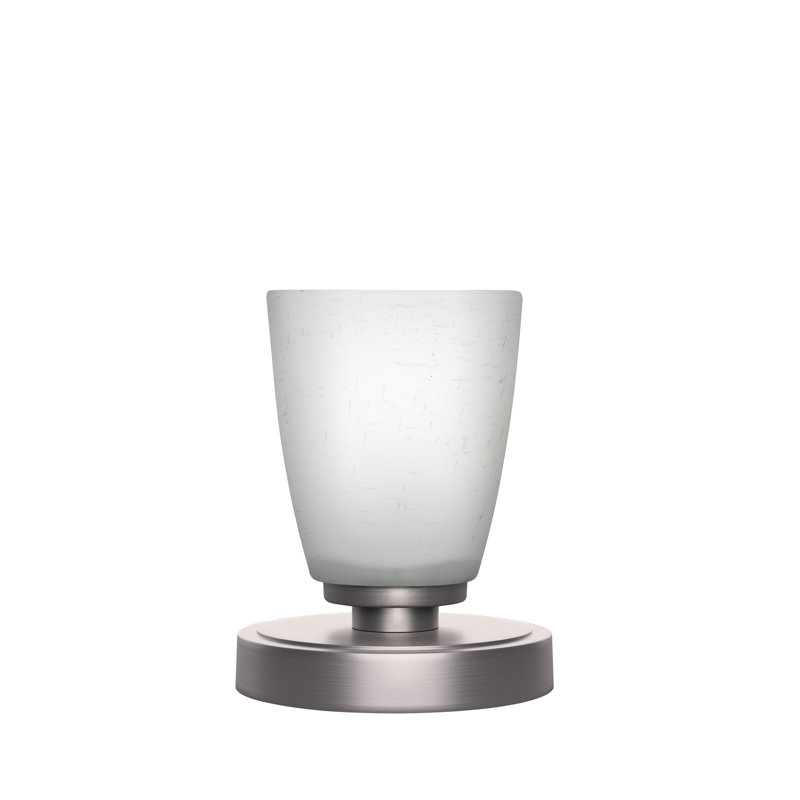 Lampe d'appoint Finzel montrée en finition graphite avec verre mousseline carré blanc de 4,5 po