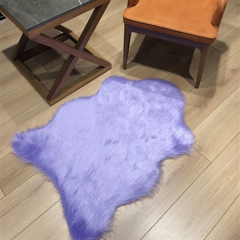 Tapis touffeté en polyester de couleur unie Novelty Naumann, Nouveauté 4 pi 11 po x 6 pi 7 po