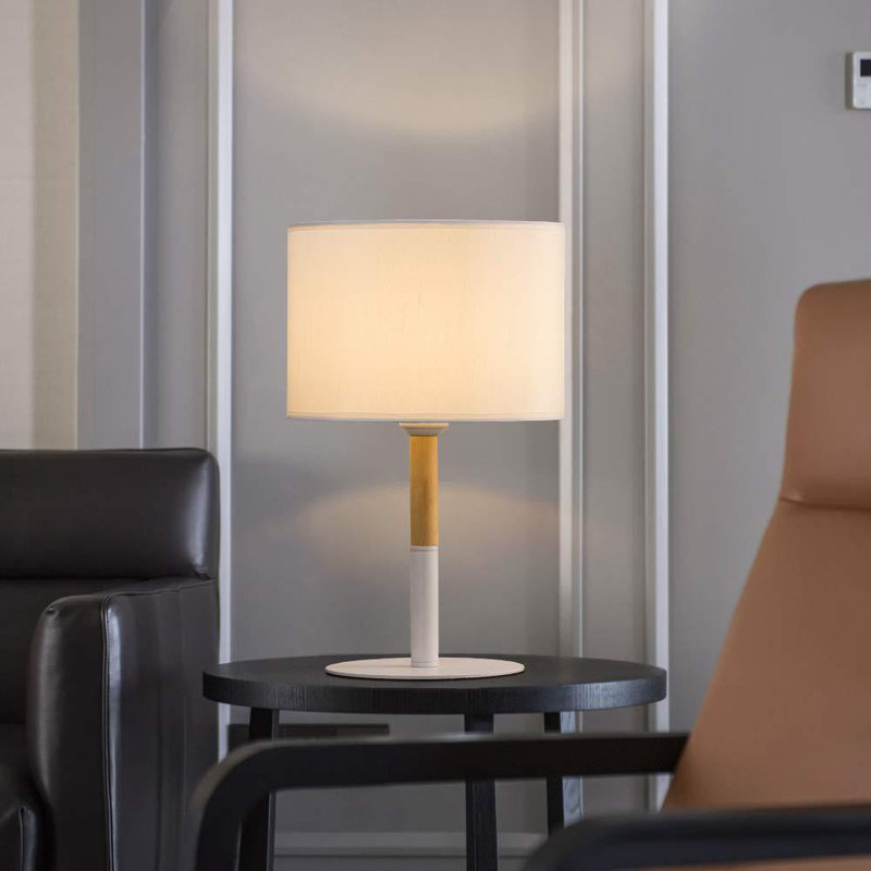 Lampe de table blanche 16,2 po Maryville