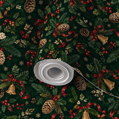 Papier peint auto-adhésif Pommes de pin de Noël, baies de houx, clochettes dorées, rubans rouges, papier de contact auto-adhésif amovible, revêtement mural décoratif, facile à utiliser pour la chambre à coucher, salon, cuisine, salle de bain, décoration murale