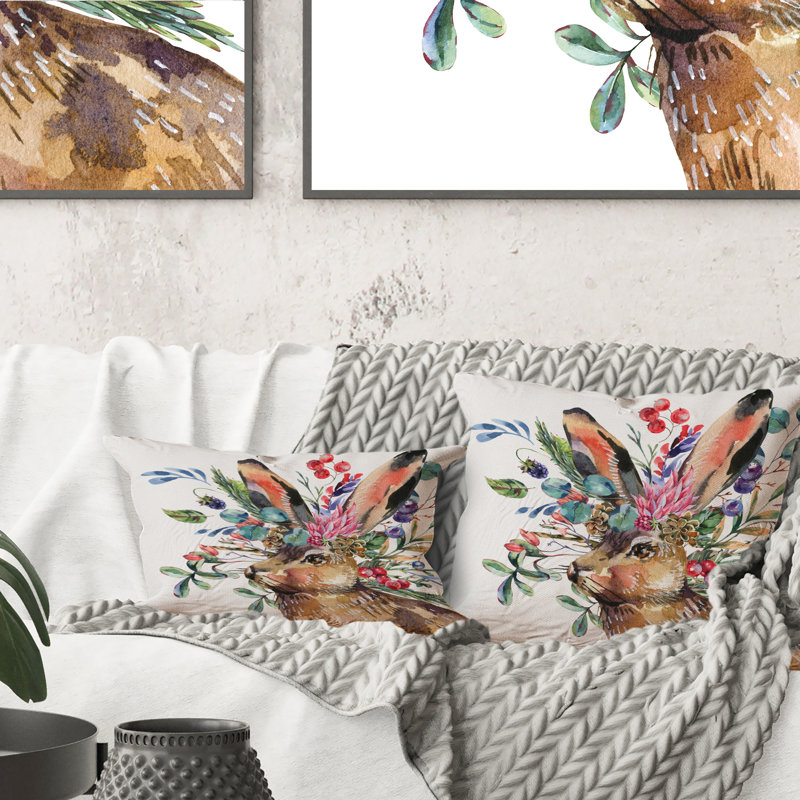 Coussin Hare With Flowers - Traditional, 18 po x 18 po