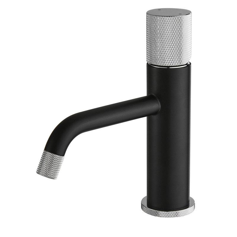 Single-Hole Bathroom Faucet, Black/Plating
