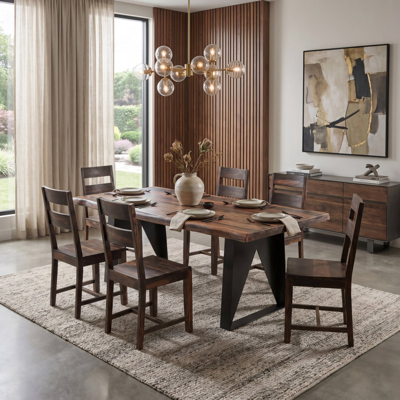 Ensemble repas pour 6 personnes Chaliyah, Noyer