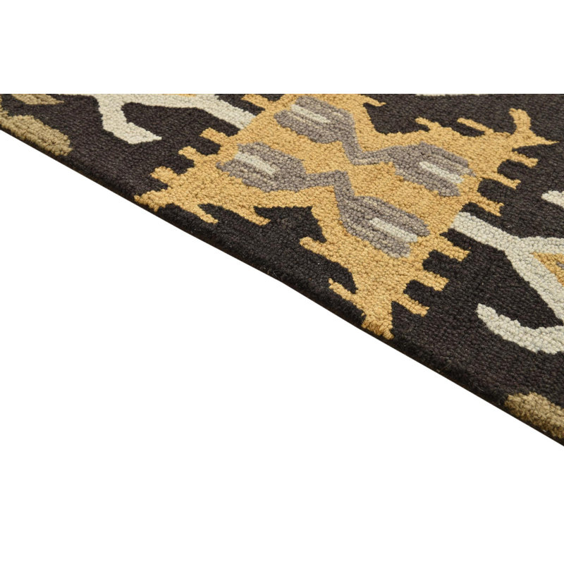 Tapis noir 5 x 8 Pineland