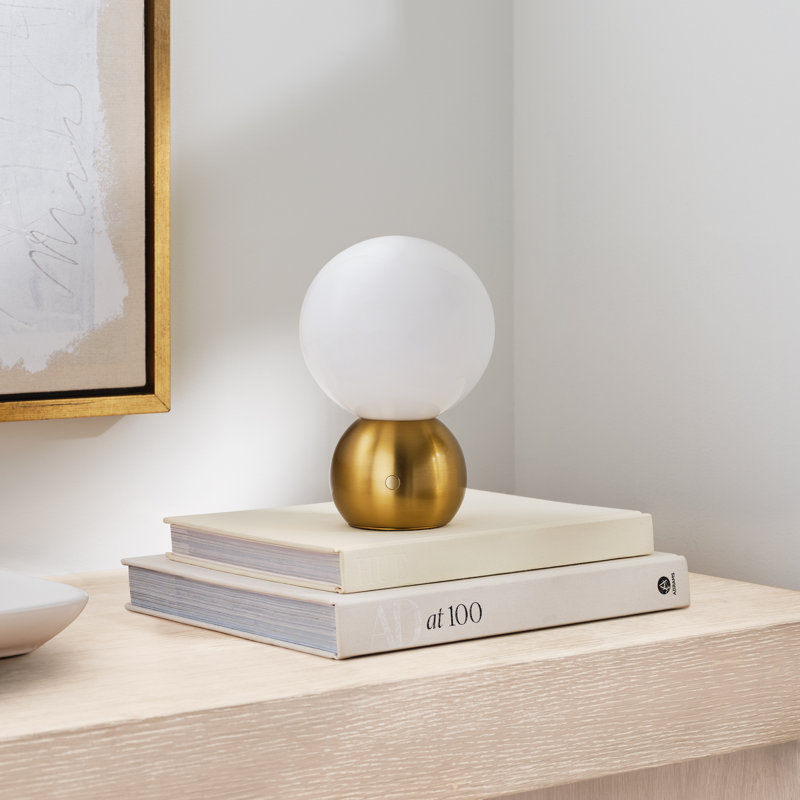 Suki LED Table Lamp, Gloss Black