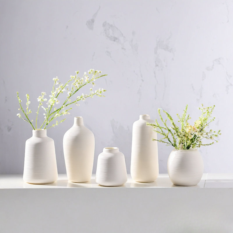 Ceramic / Porcelain Table Vase, White