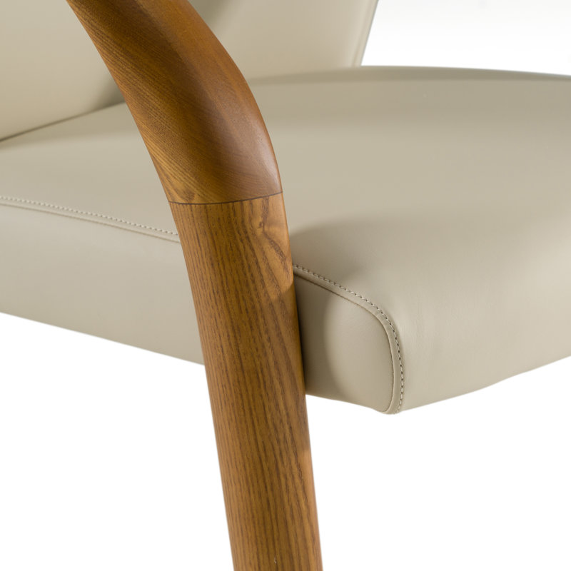 Chaise avec accoudoirs Jovetta, Noyer