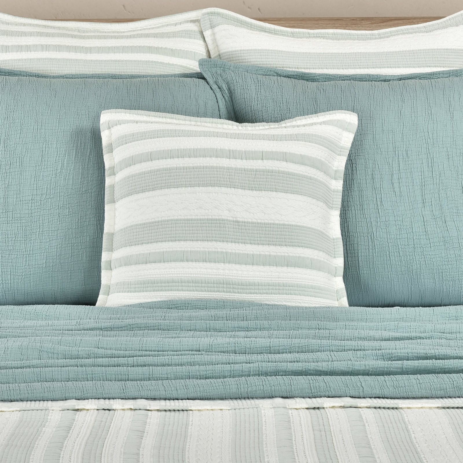 Cambria Cotton Coverlet Set, King Coverlet / Bedspread