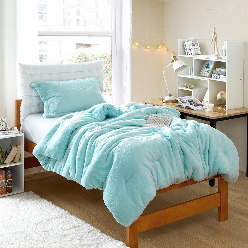 Me Sooo Comfy Coma Inducer Oversized Comforter Set, King Comforter + 2 Standard Shams, Hushed Mint