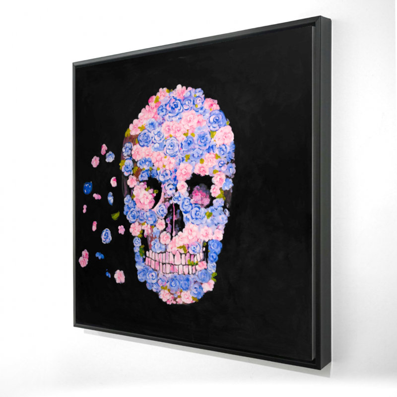 «Skull Of Flowers In Flight» sur toile