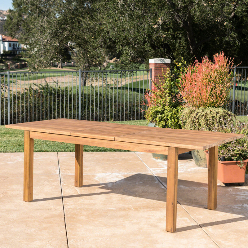 Table en bois extensible pour l'extérieur
