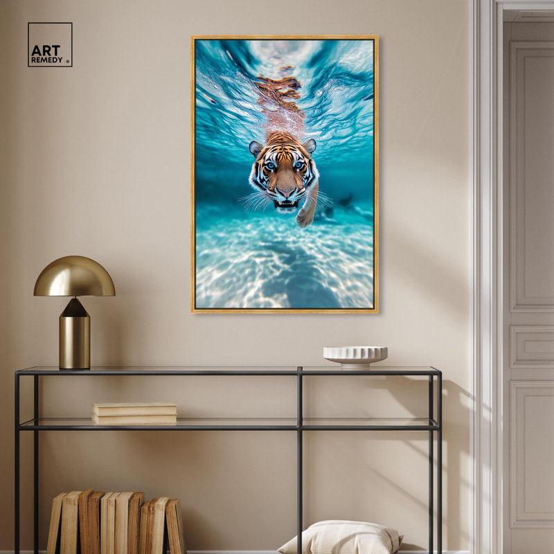 Art, art moderne, toile, oeil du tigre, H 37 po x l 25 po, Cadre flottant doré