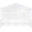 Lit simple blanc avec tablettes, fenêtre charmante et tablettes de toit étincelantes et blanc, fascinant