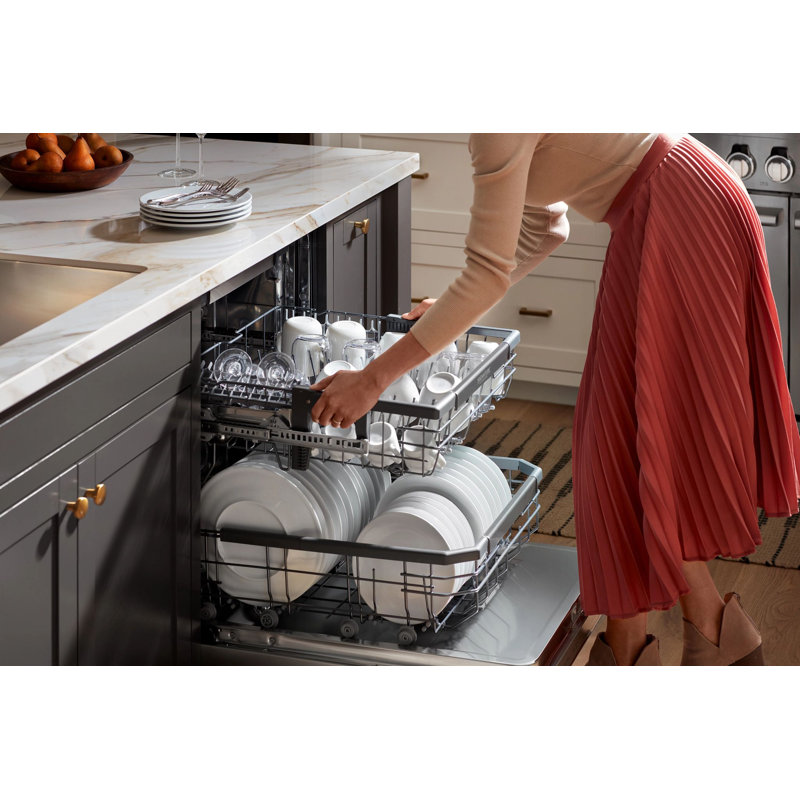 Signature Kitchen Suite 24" Top Control Stainless Smart Dishwasher