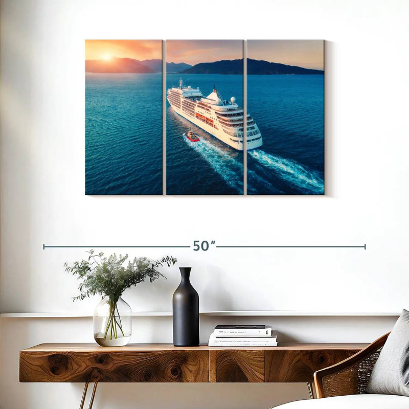Mehar Cruise, 24" H x 38" W