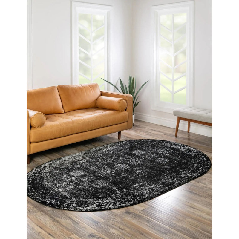 Anneliesse Oriental Indoor Rug, Oval 4'1" x 6'1"