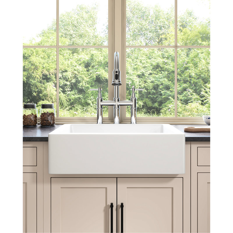 Évier de cuisine en céramique à tablier blanc de 24 po L x 19 po, cuves profondes, design moderne haut de gamme, teinture et égratignure, surface facile à nettoyer