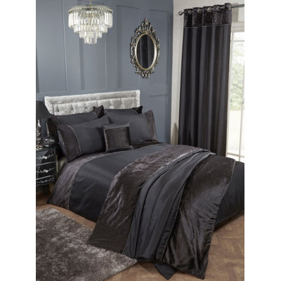 Cummins Solid Colour Duvet Cover Set with Pillowcases