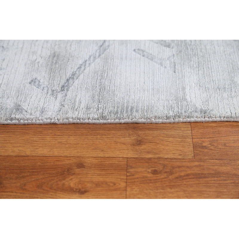 One-of-a-Kind 4'1" x 6'0" New Age Rectangle Silk Area Rug in