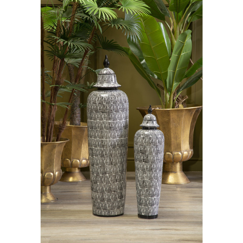 Metts Handmade Ceramic Decorative Urns & Jars