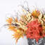 Arrangement de fleurs de l'Action de grâce artificielle dans un vase en métal pour la décoration intérieure