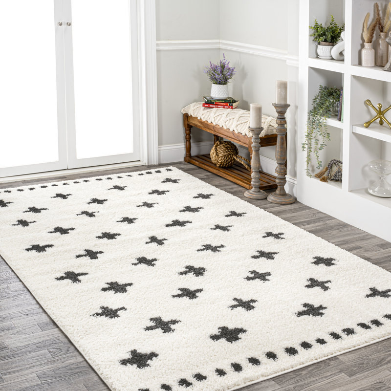 Cristo Berber Geometric Shag White/Gray Rug, Rectangle 4' x 6'