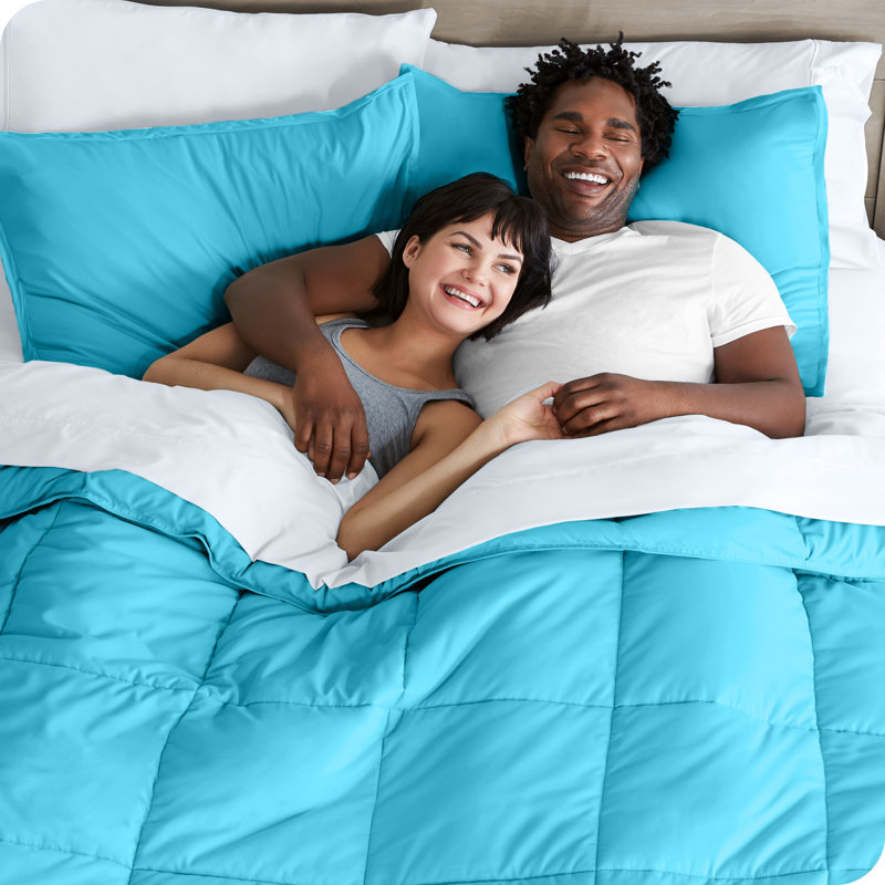 Lit dans un sac en microfibre 1800 de qualité supérieure 1800, Édredon simple TG et 4 pièces supplémentaires