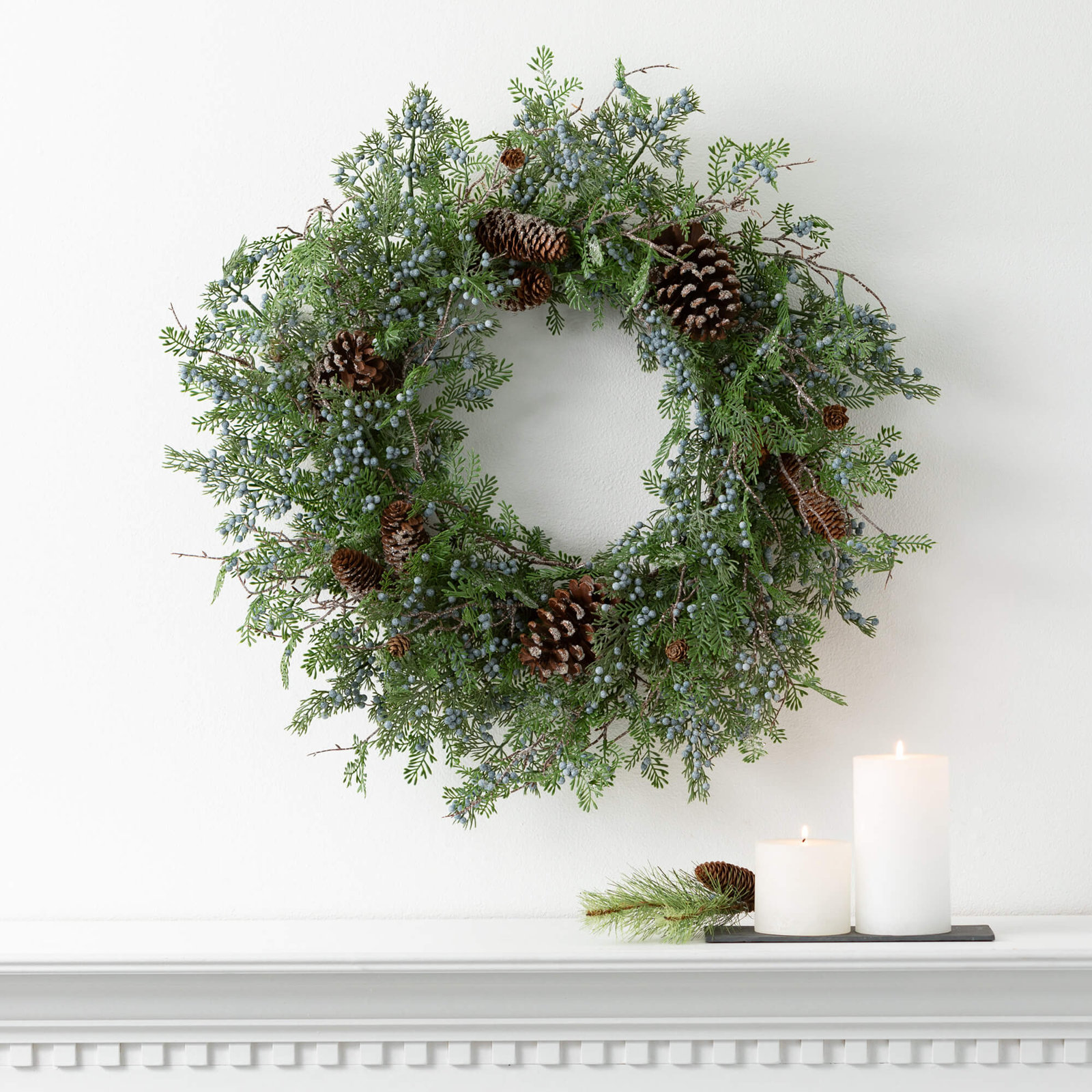 28" Artificial Berry Cedar Christmas Wreath, Green
