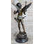 Sculpture en bronze signée Moreau